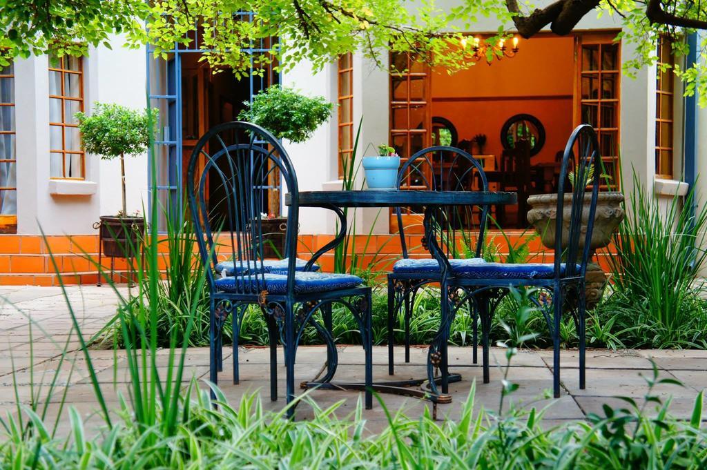 Cecil John Rhodes Guest House Кимбърли Екстериор снимка