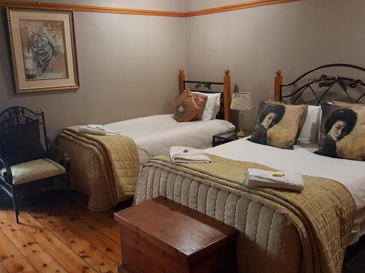 Cecil John Rhodes Guest House Кимбърли Екстериор снимка